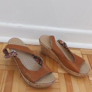 Crocs A-lengh leather slingback wedges sandals size 7
